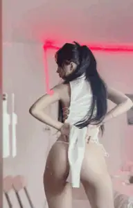 Iyoteen.com Lilith Gank 3