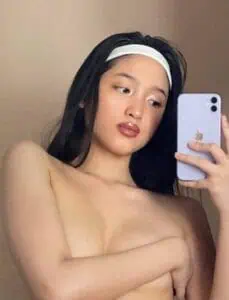 Iyoteen.com Sofia Tacugue 23